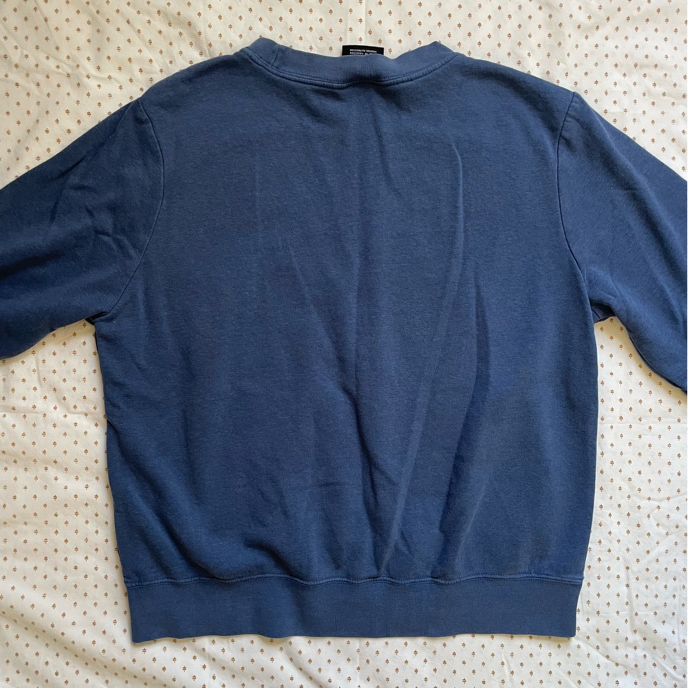 Nike the vintage women’s sweater size medium - Picture 2 of 5